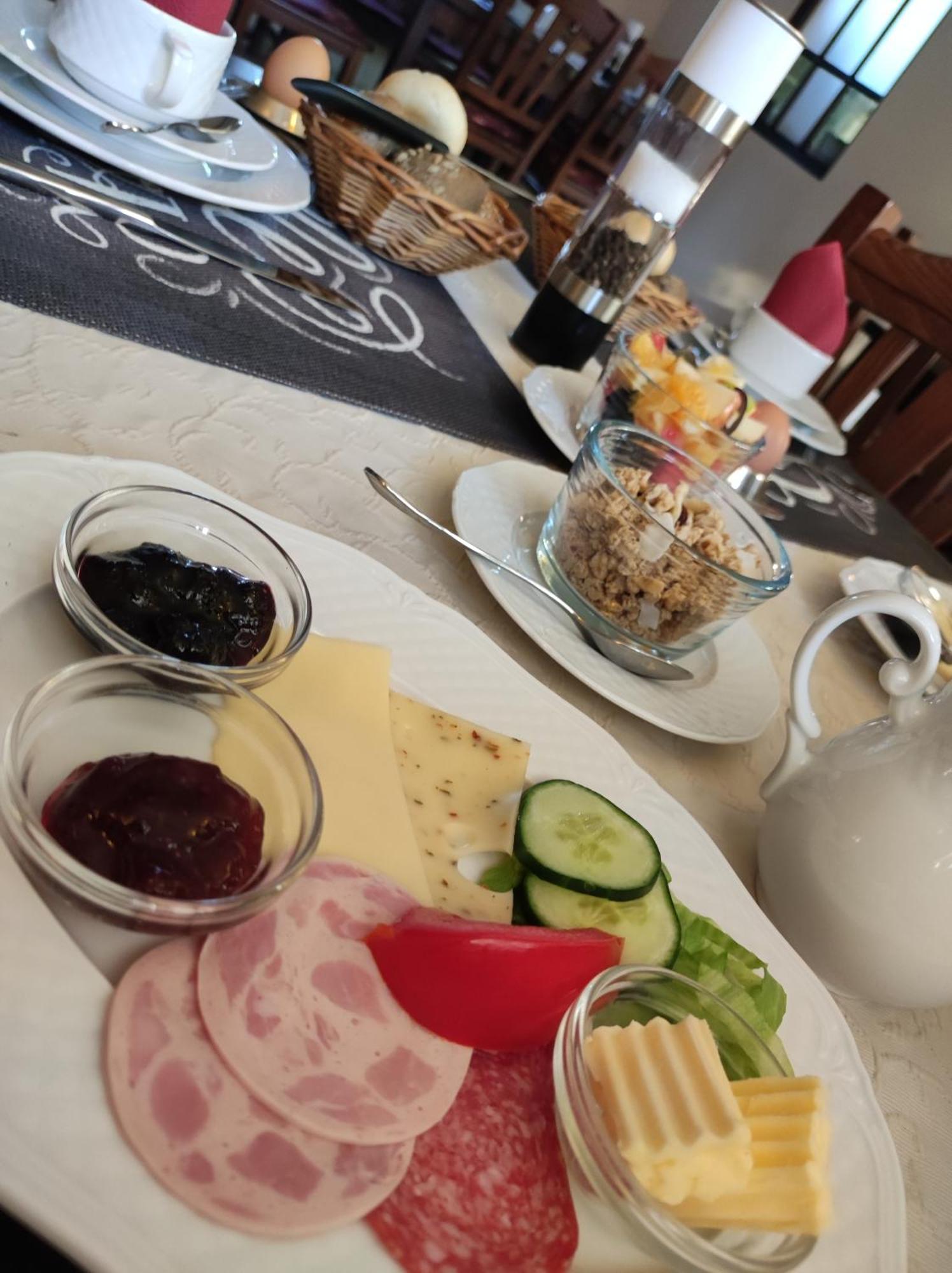 Hotel Café im Hof Streufdorf Esterno foto
